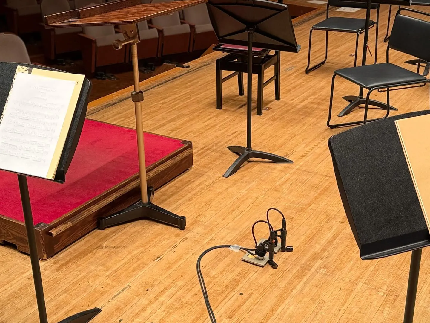 今日は相模原でオーケストラの収録です。